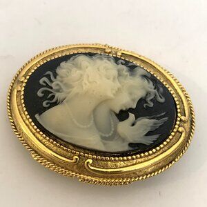 Corday Solid Perfume Oval Empty Compact Cameo Two Sisters w/Dove Gold Tone Vtg